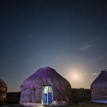 Authentic Uzbek Yurt Camp Eco-Friendly Hotel Nurota Exterior photo